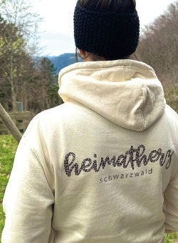 HOODIE, "LEO-Tännle mit Herz & Schriftzug"